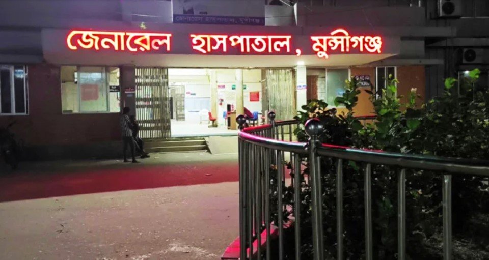 মুন্সীগঞ্জে বাকিতে চিপস-সিগারেট বিক্রি না করায়   দোকানিকে কুপিয়ে হত্যা